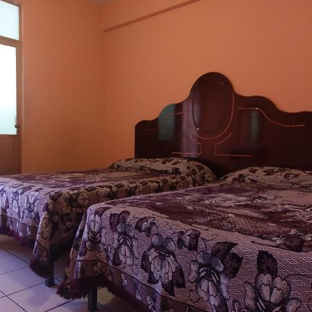 Hotel Cristal Nuevo San Juan Parangaricutiro Kültér fotó